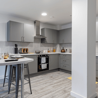 Classic En Suite - Image 7